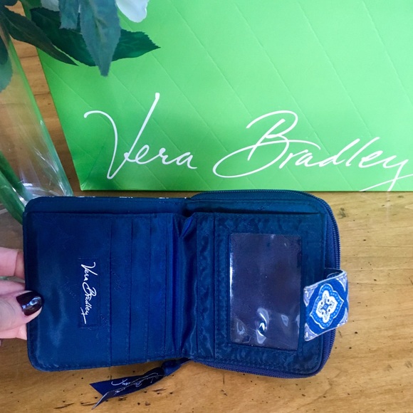 Vera Bradley navy fold over snap wallet - Picture 2 of 5